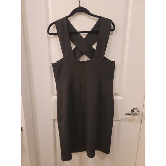 Halston Crossover Neck Black Cocktail Dress - Picture 3 of 7